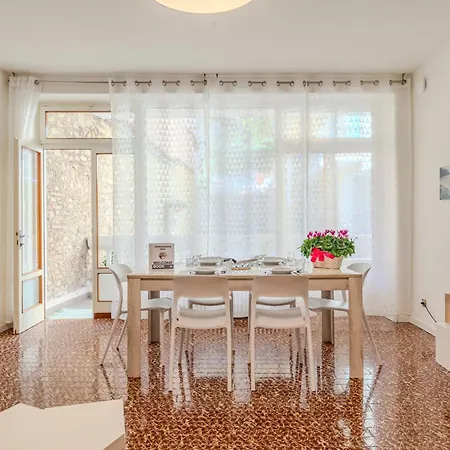 Apartament Dani By Interhome Toscolano Maderno