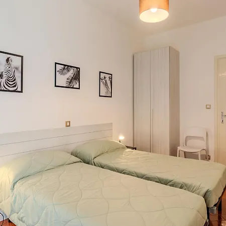 דירה Dani By Interhome *